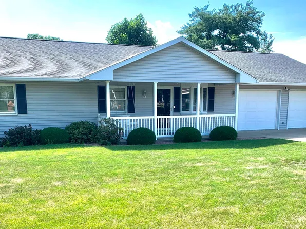 2119 Willow Dr, South Jacksonville, IL 62650