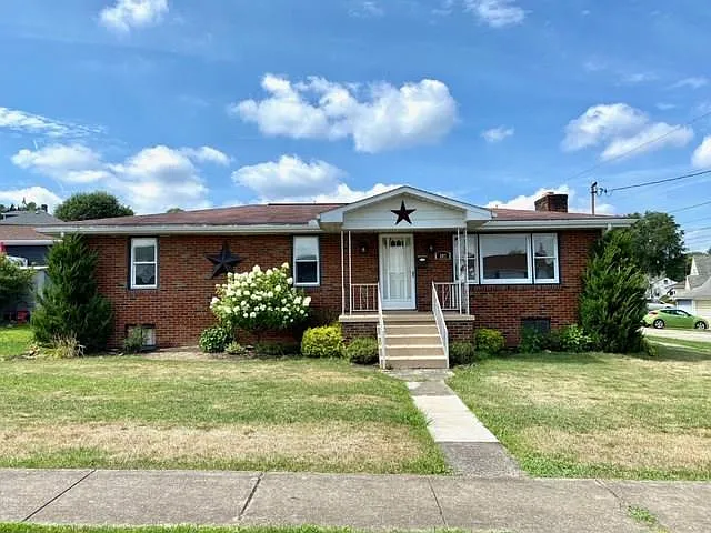 207 Penn Ave photo 1