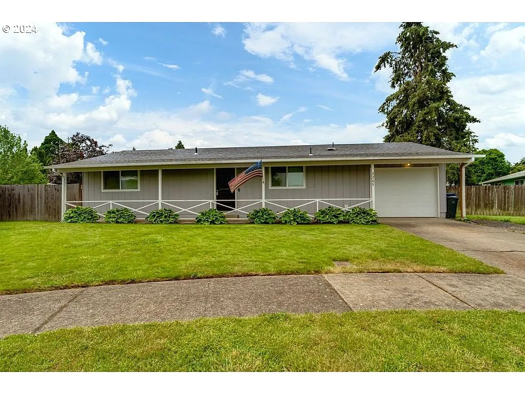 5265 F St photo 1