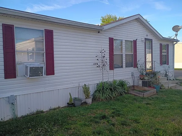 20 Beth Ln, Miamisburg, OH 45342