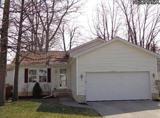 6073 Ridgeview Blvd, North Ridgeville, OH 44039