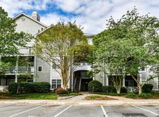 1705 Lake Shore Crest Dr APT 11, Reston, VA