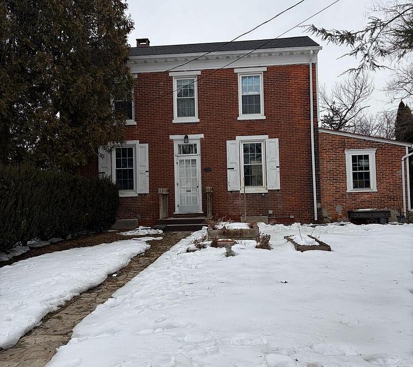 1st image of 700 E Lancaster Ave