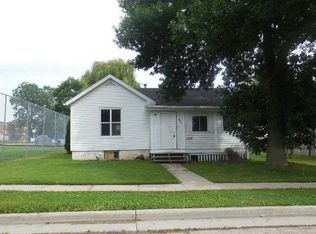 307 Wayland St, Beaver Dam, WI 53916