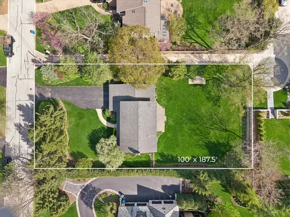 439 N Adams St, Hinsdale, IL 60521