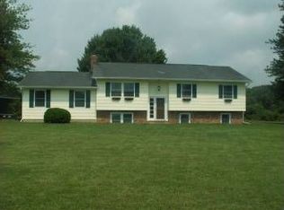1404 W River Rd, Shady Side, MD 20764
