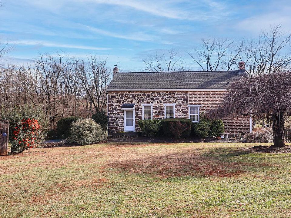 1st image of 3155 Lehr Dr