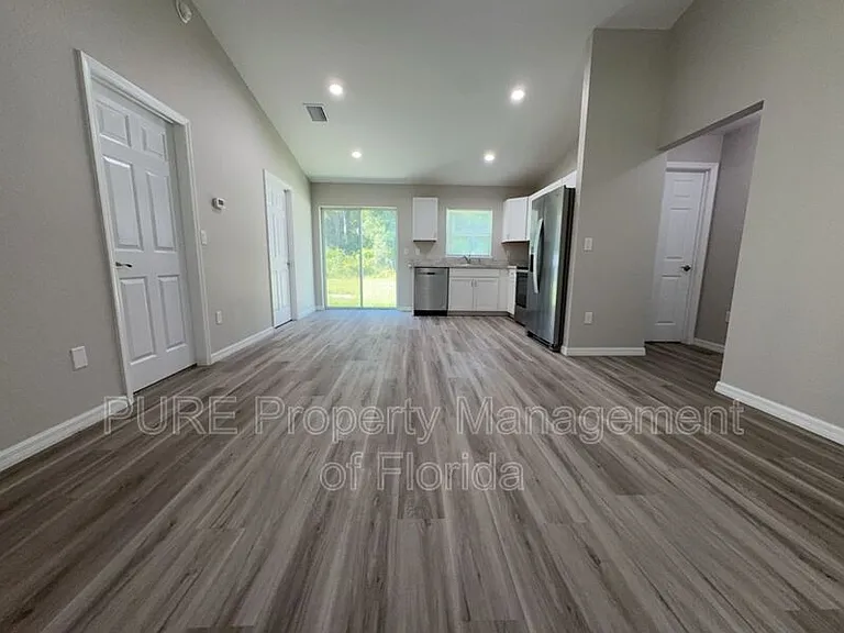 3934 SE 142nd St — Photo 15