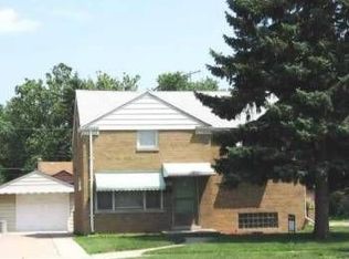 2321 S 25th Ave, Broadview, IL 60155