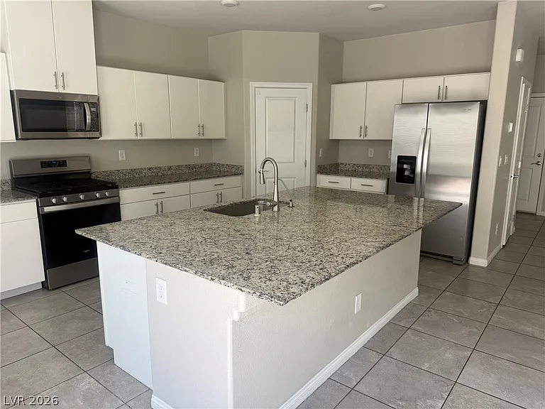 8928 Seal Cove St — Photo 5