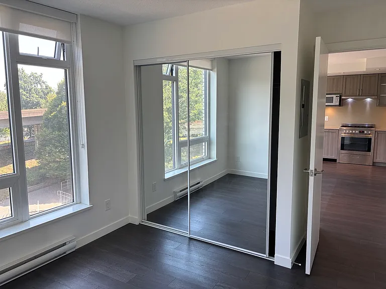 5470 Ormidale St #606 — Photo 8