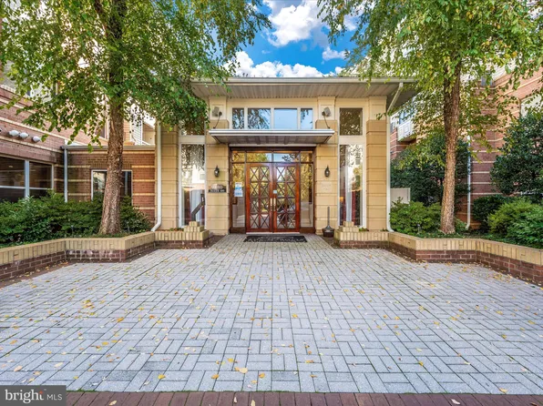 9490 Virginia Center Blvd Unit 325, Vienna, VA 22181