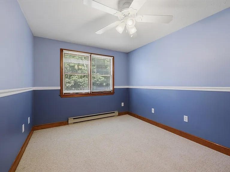 21 Janet Cir #2 — Photo 30