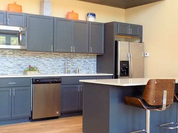 3rd image of 2250 Marsh Ln #4116