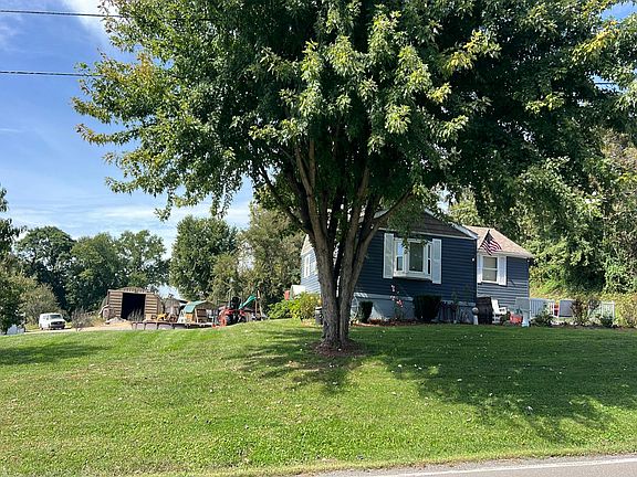 3rd image of 2045 Adamsville Rd