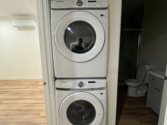 4th image of 908 S Echo Pl #B