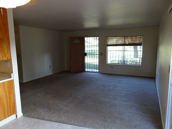 4th image of 6702 Pinecone Ln