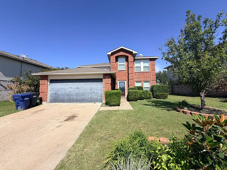 3624 Willow Creek Trl — Photo 1