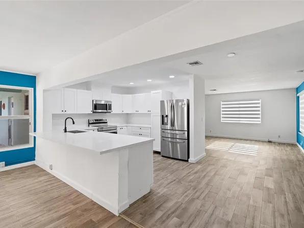 3831 NW 11th Street, Coconut Creek, FL 33066