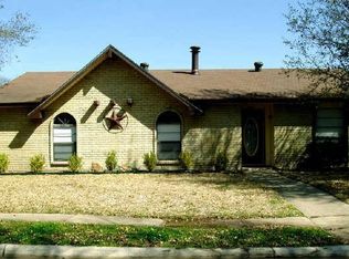 8905 Vernon Dr, Rowlett, TX 75088