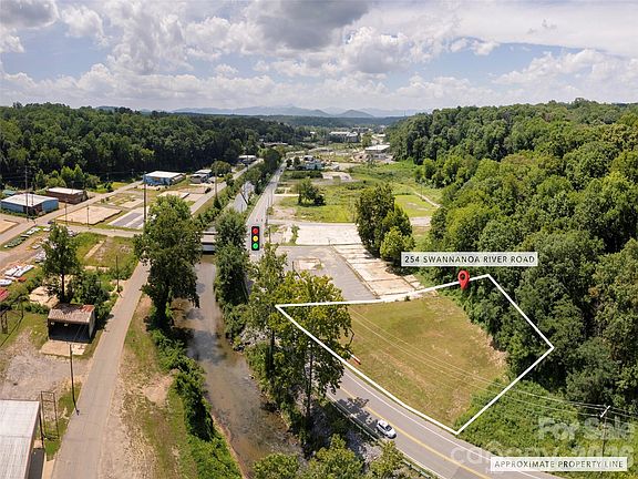 4th image of 254 Swannanoa River Rd