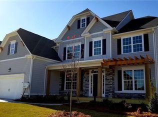 4040 Starwood Dr, Cumming, GA 30028