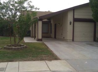 5253 Sandstone Dr, Las Vegas, NV 89142