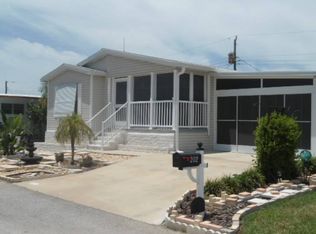 202 3rd St E, Nokomis, FL 34275