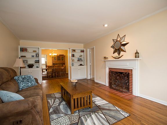 Gas Starter/Wood Burning Fireplace