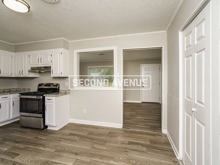 6111 Trena Trl — Photo 4