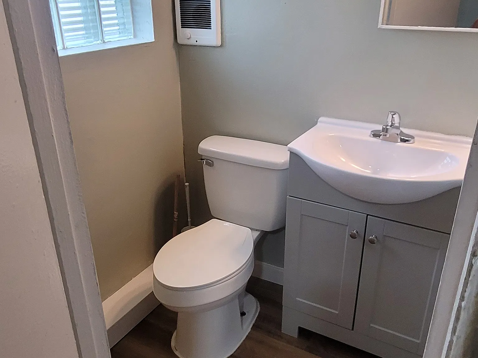 Studio, 320 sqft, $800 — Photo 4