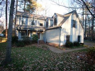 105 Castlewood Ct, Yorktown, VA 23692