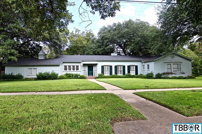 1st image of 616 W Nugent Ave