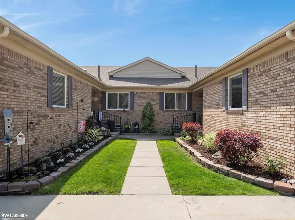 30596 Victoria Ct, Chesterfield, MI 48051