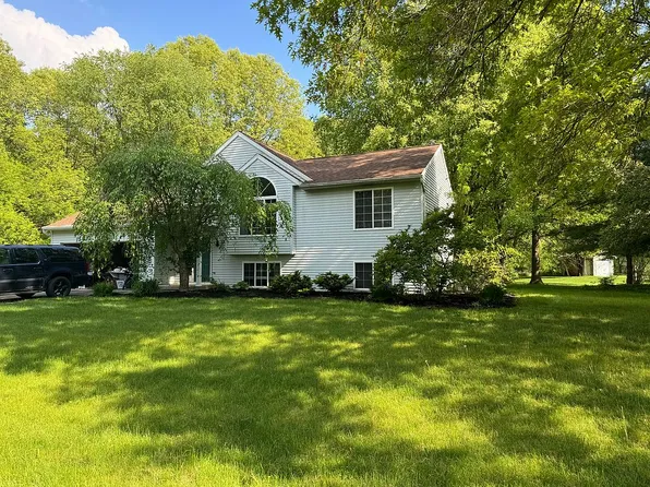122 Timmer Dr NE, Sparta, MI 49345