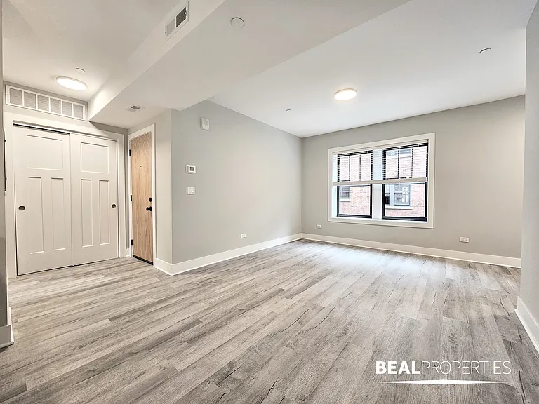 1133-1139 Oak Ave — Photo 10