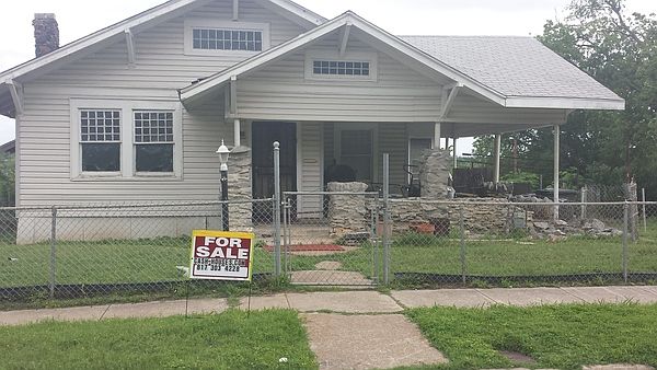 1st image of 1251 E Magnolia Ave