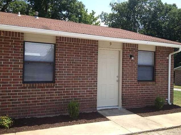 1st image of 220 Brooklyn Dr APT 9