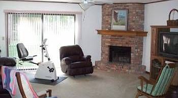 5th image of 2408 Monaco Dr