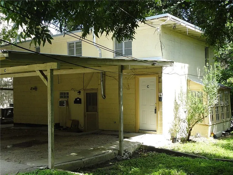 3205 Grooms St #C — Photo 3