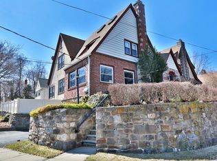 304 Eastchester Rd, New Rochelle, NY 10801