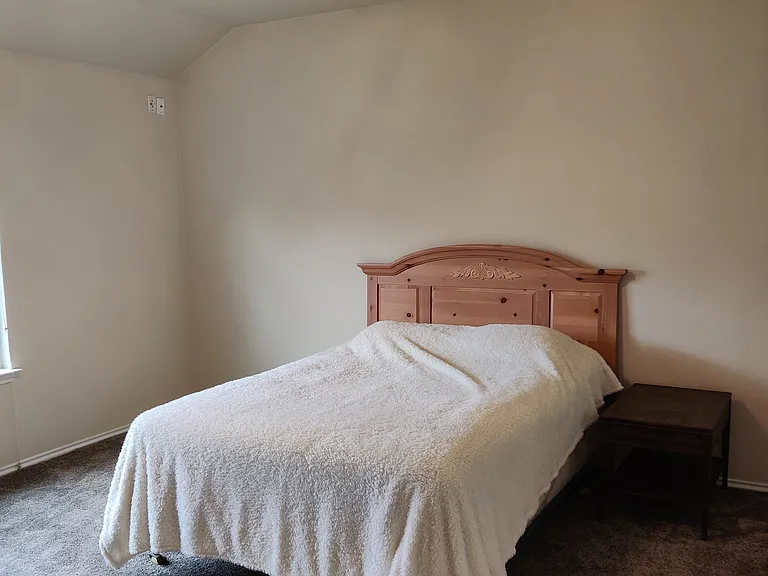 2045 Rachel Ln #6 — Photo 3