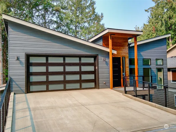 14 Sunflower Circle, Bellingham, WA 98229