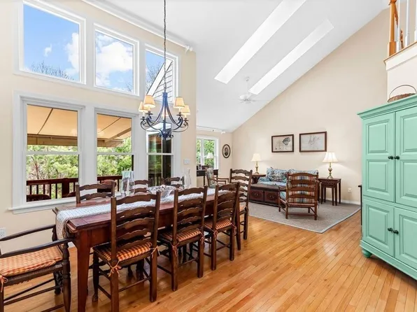 19 Alice Mullens Way Unit 19, Plymouth, MA 02360