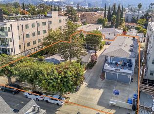 10814 Blix St, North Hollywood, CA 91602