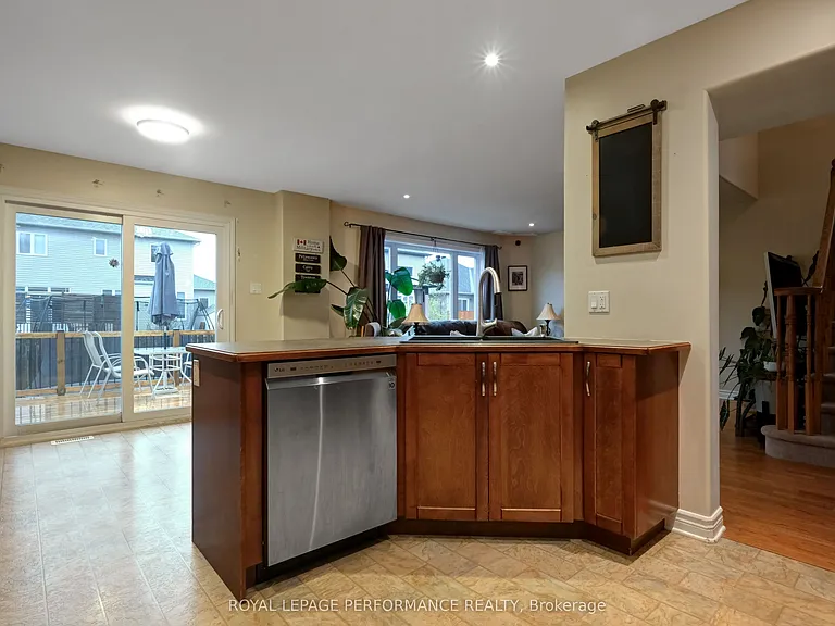 112 Olde Towne Ave — Photo 12