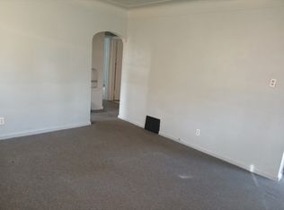 20011 Hawthorne St, Highland Park, MI 48203