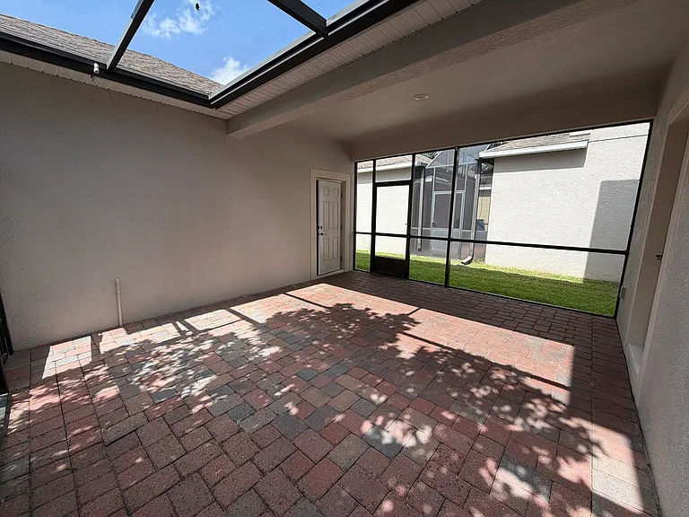 15171 Bridgewater Crossings Blvd — Photo 2