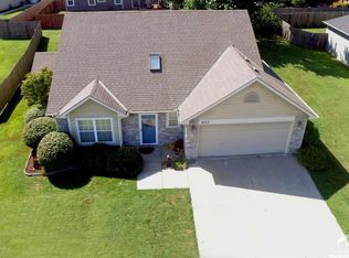 623 Flame Way, Baldwin City, KS 66006
