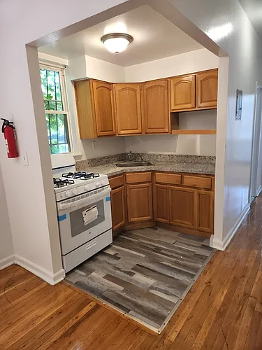 642 18th Ave #1A Photo 1